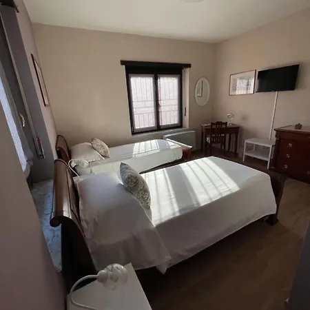 Cascina Cortassa 3* 몬토 루에로